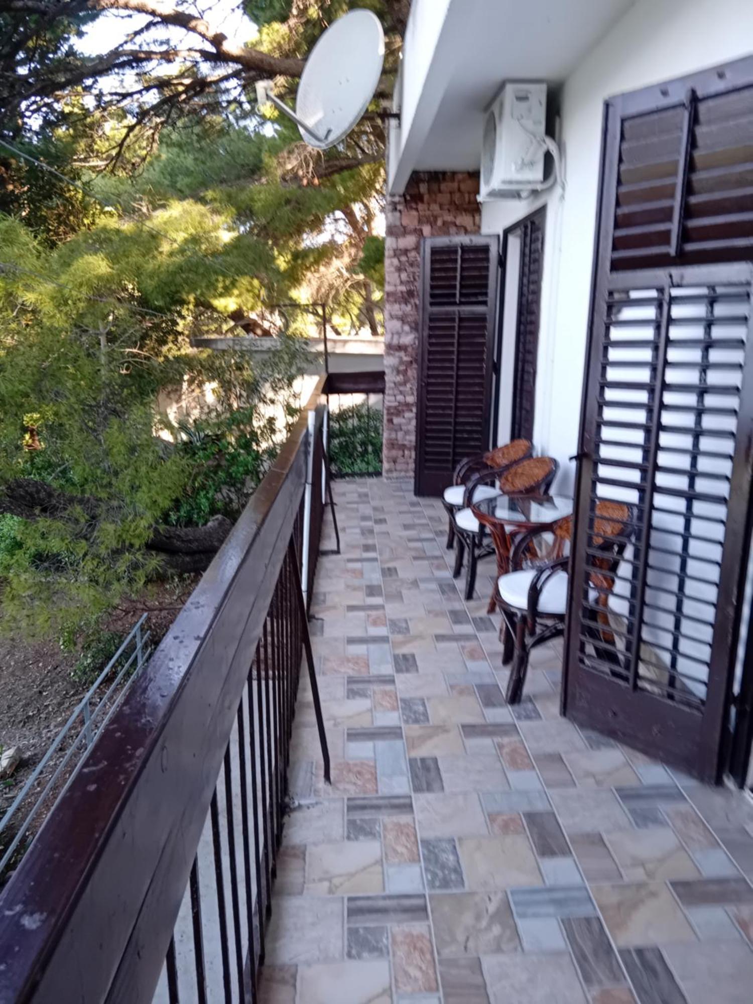 Apartment Botanicheskiy Sad سوتوموري المظهر الخارجي الصورة