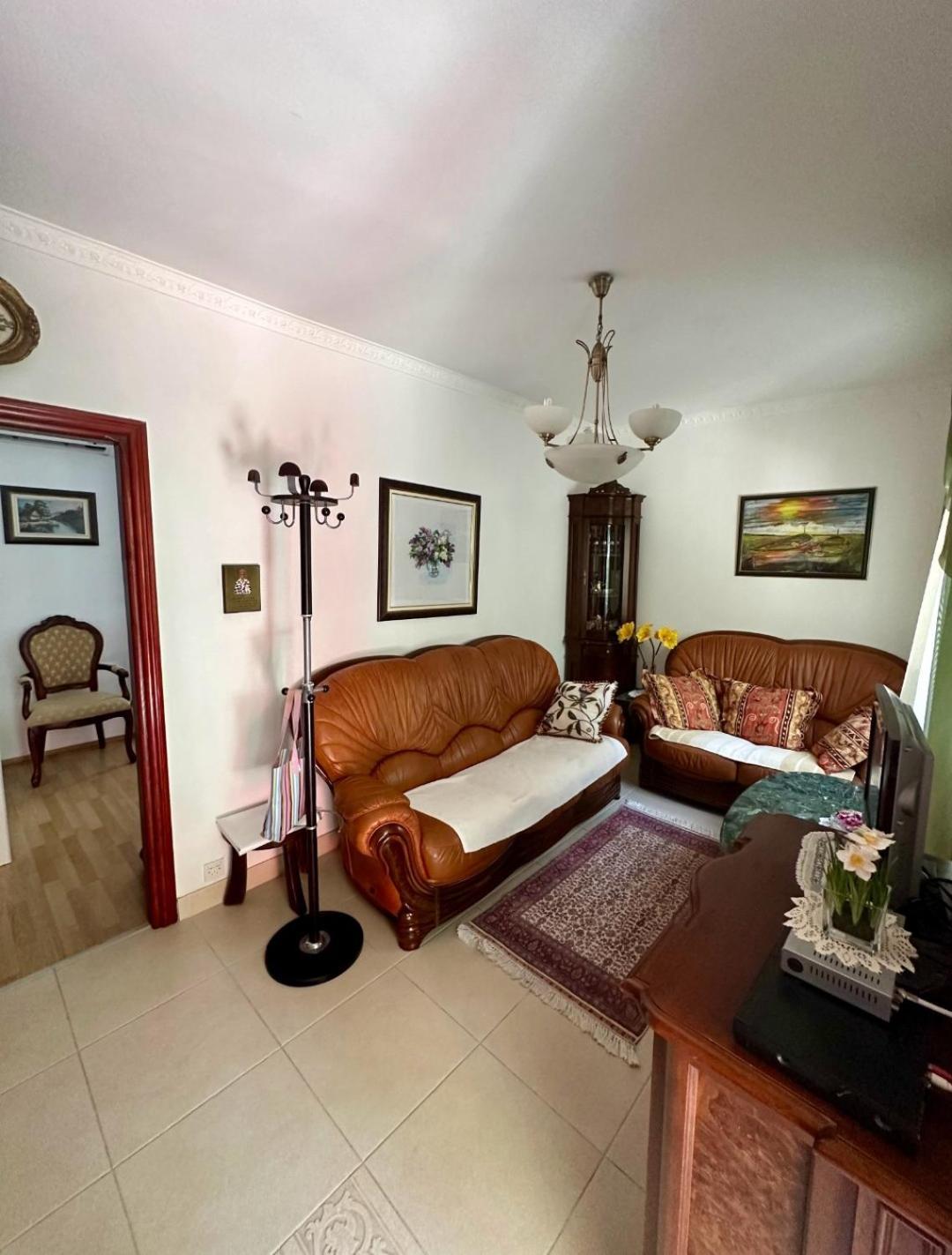 Apartment Botanicheskiy Sad سوتوموري المظهر الخارجي الصورة